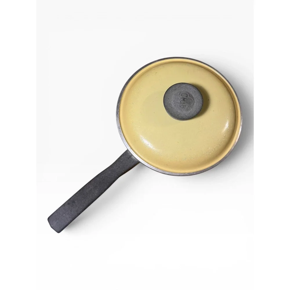 Vintage Club‎ Aluminum Harvest Gold Yellow Saucepan with Lid 1.5 Quart USA Made